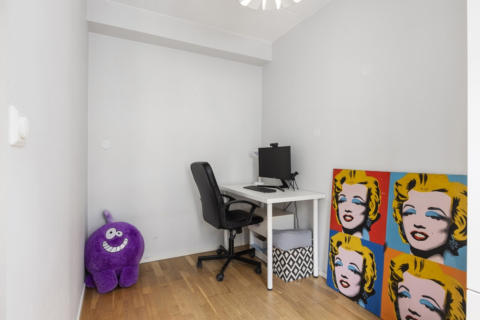 Soverom 2 - brukes i dag som kontor Galleribilde