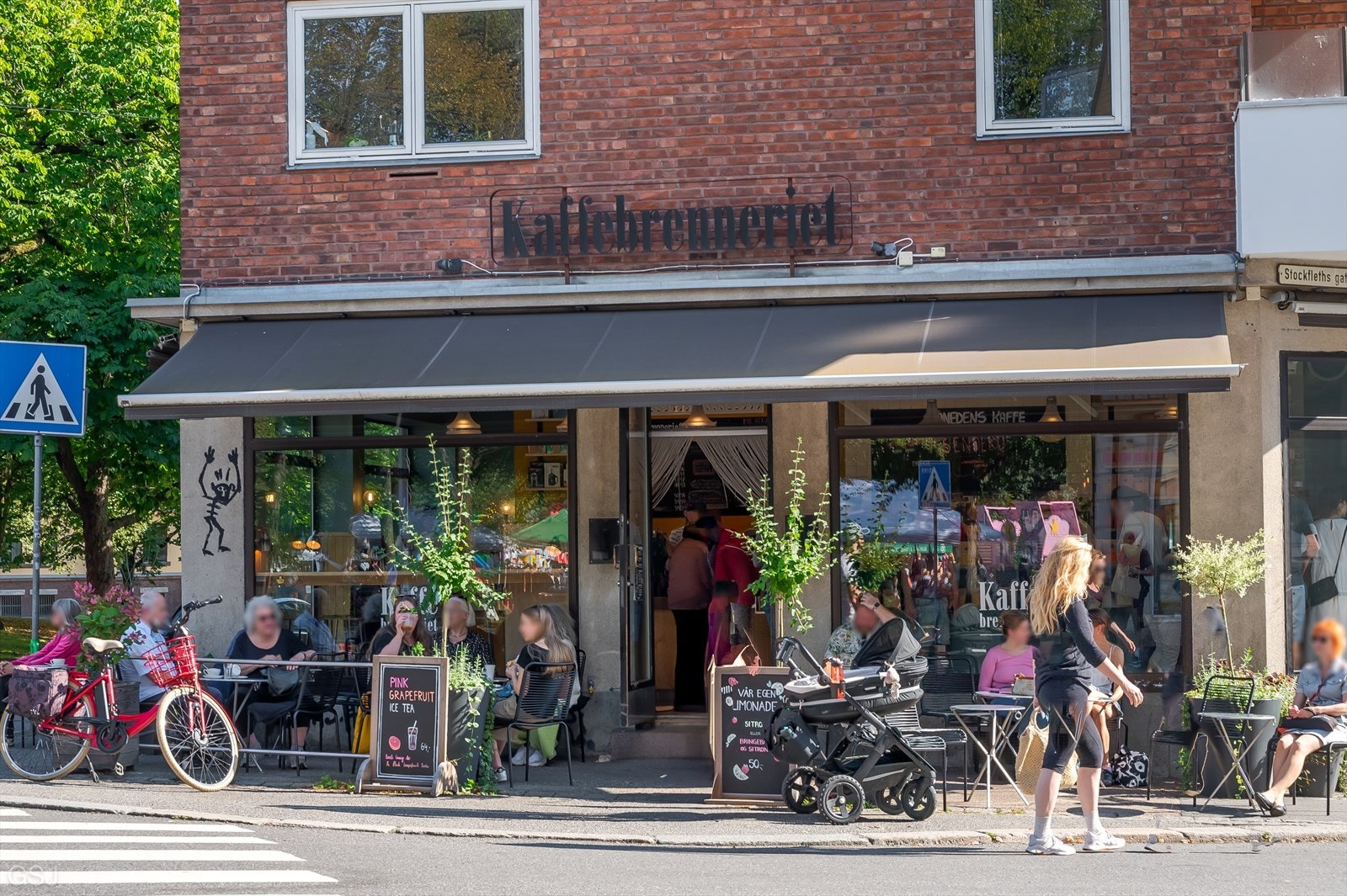 Nærområdet har mange hyggelige kafeer, barer og spennende restauranter. Galleribilde