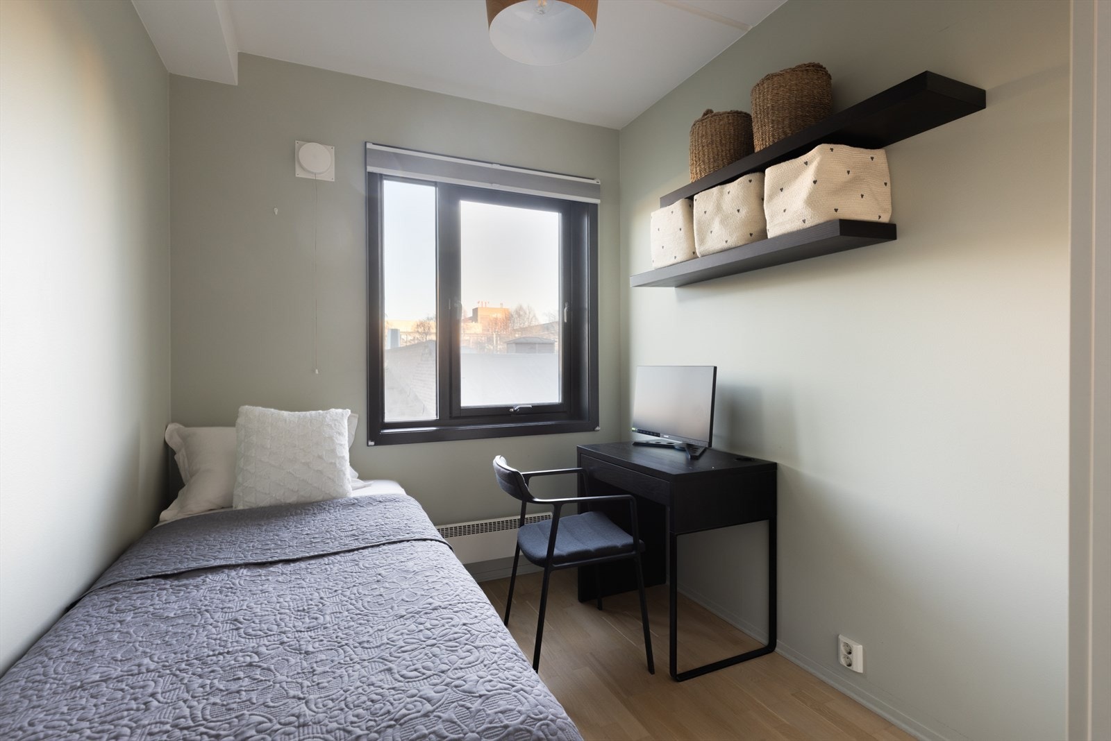 Det andre soverommet passer også perfekt som gjesterom eller kontor. Galleribilde