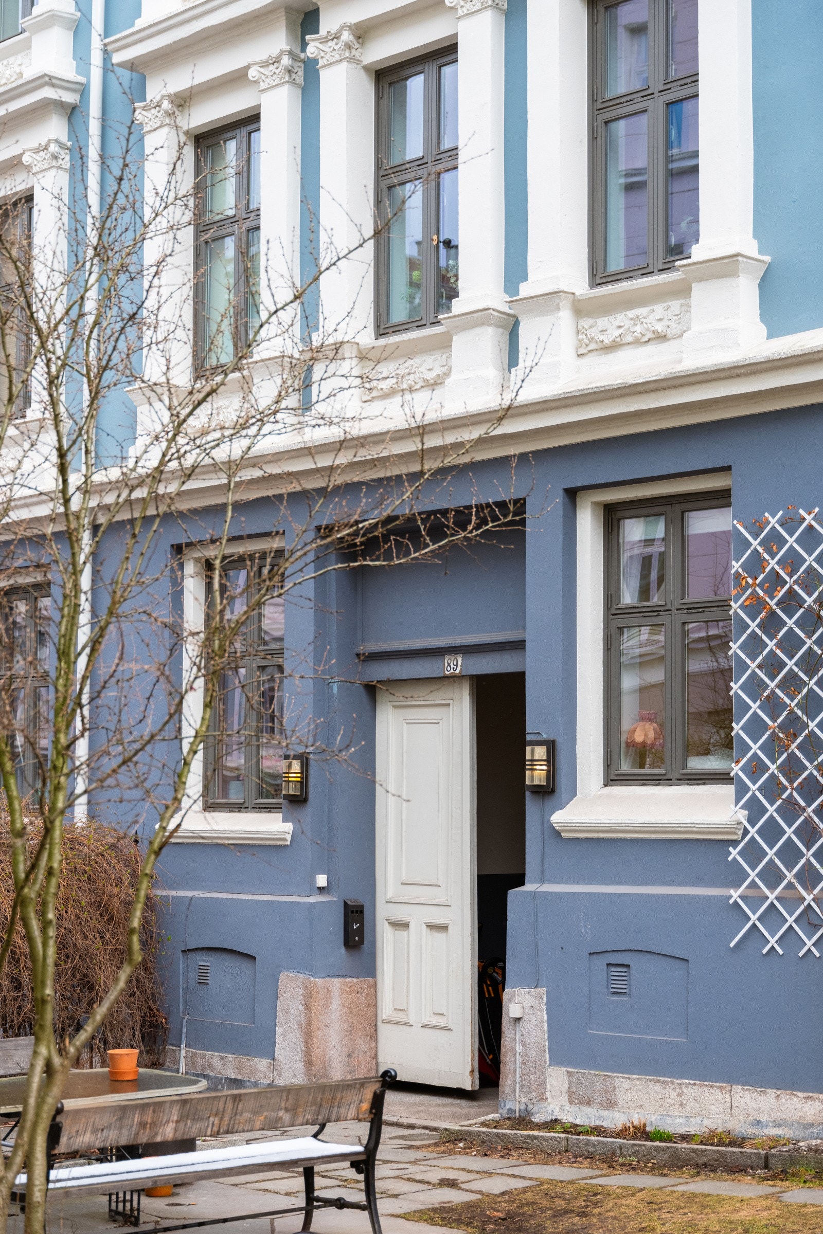 Leiligheten disponerer i tillegg to kjellerboder. Galleribilde