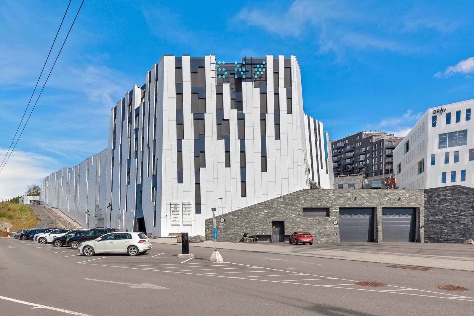 I området finner du også SNØ som er verdens råeste helårsarena for snøopplevelser Galleribilde