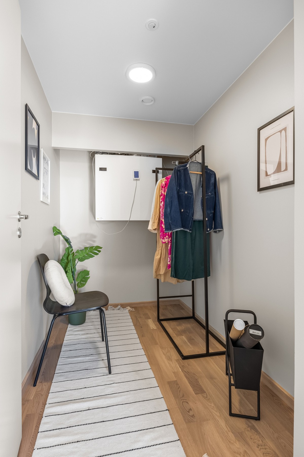 Den innvendige boden kan gjøres om til en walk-in closet etter eget ønske. Galleribilde