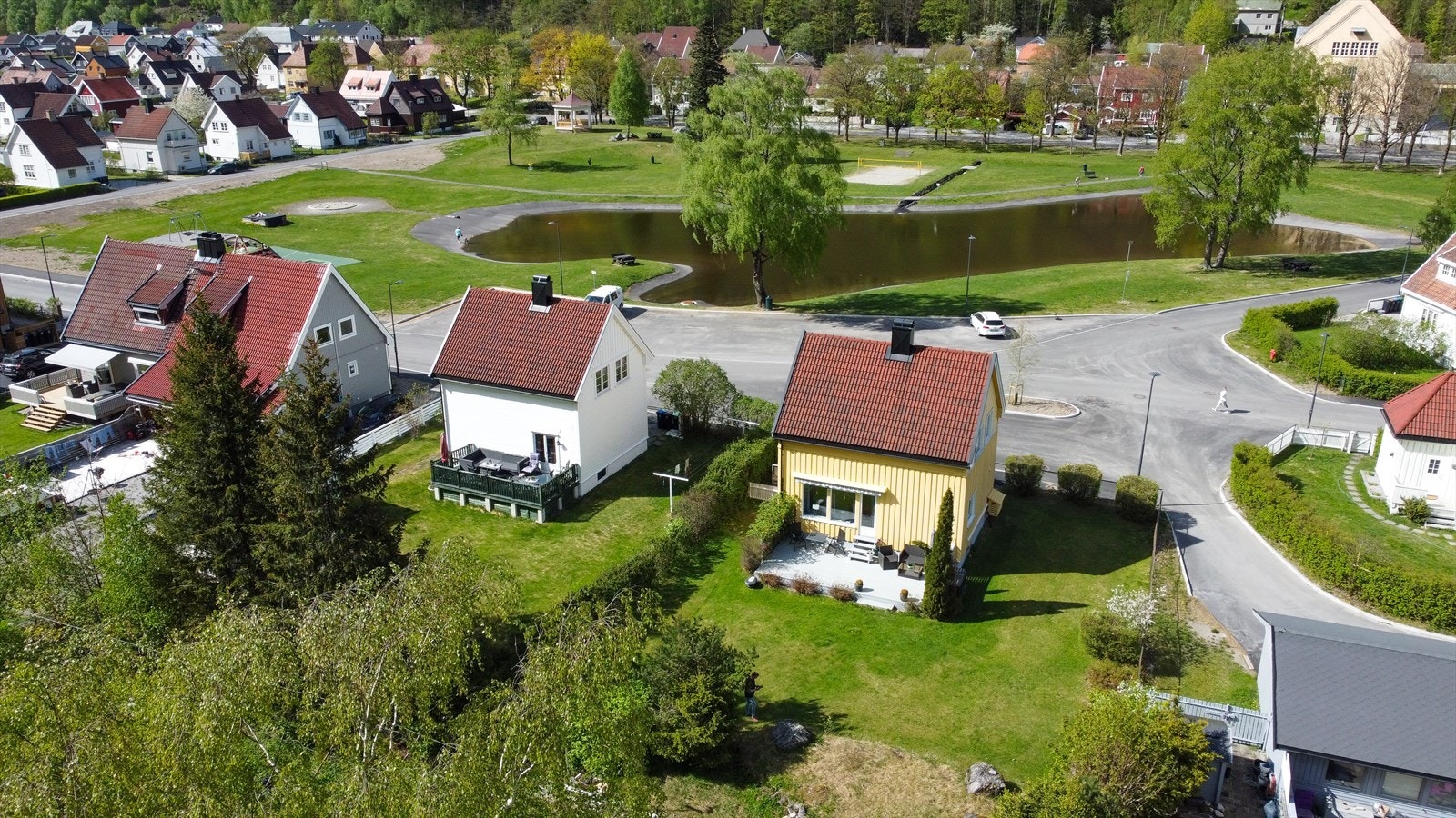Dronebilde sommerAktiv v/Sindre Tjønn presenterer Tinngata 54 Galleribilde