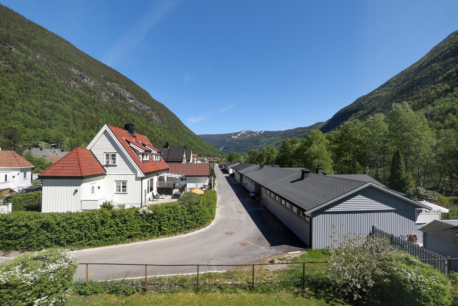 Utsikt østover Galleribilde