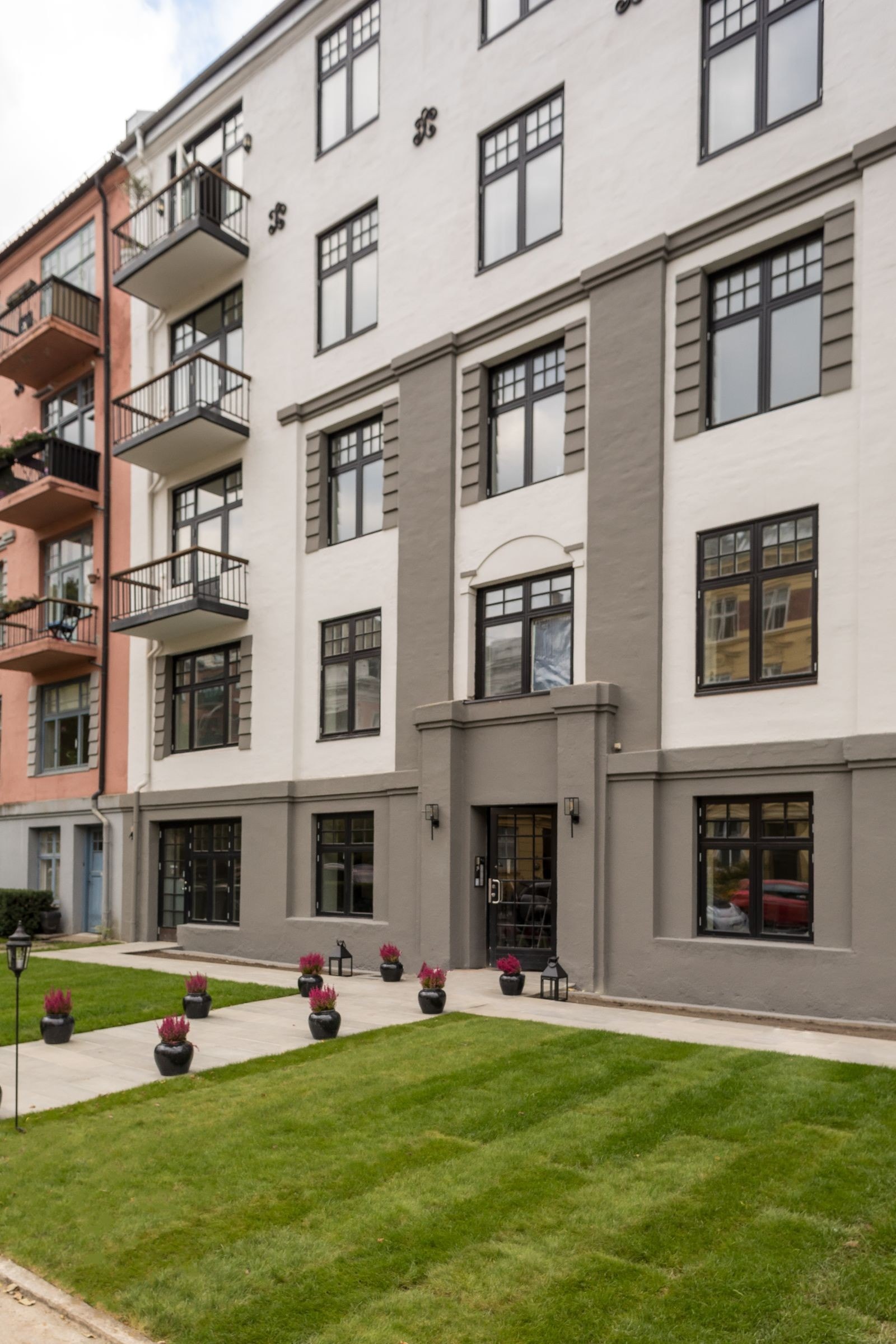 Pent opparbeidet uteområde Galleribilde