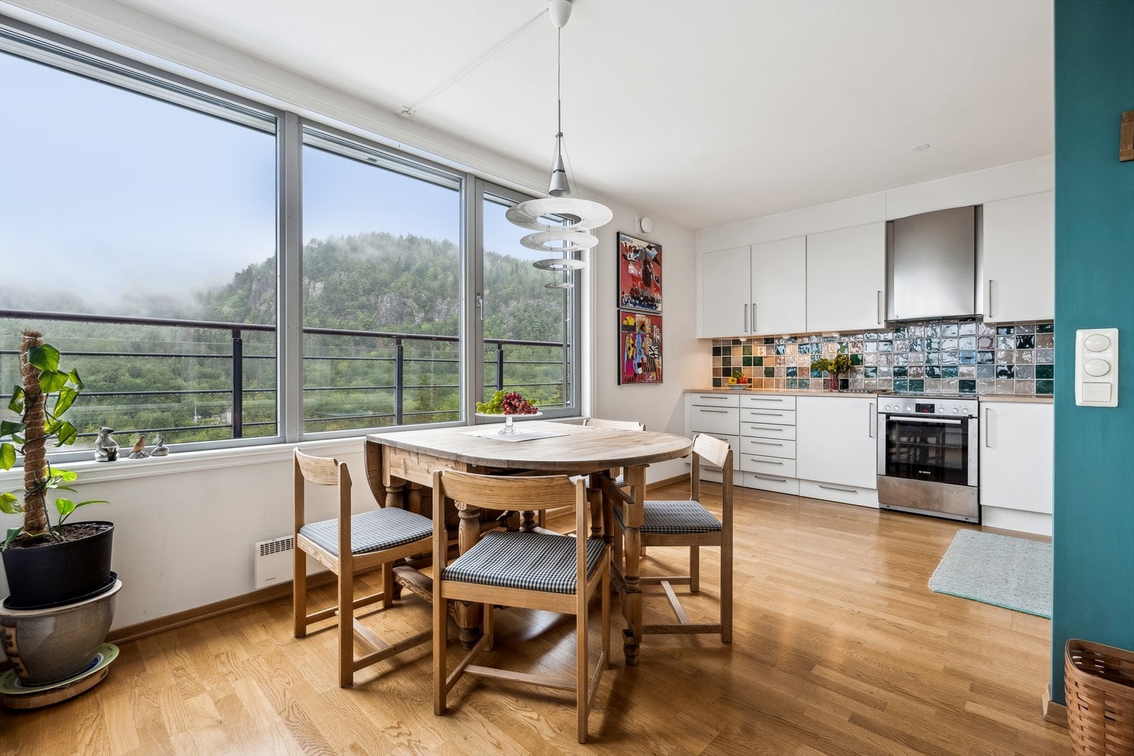 Her kan deilige måltider nytes i godt selskap med dine gjester. Galleribilde