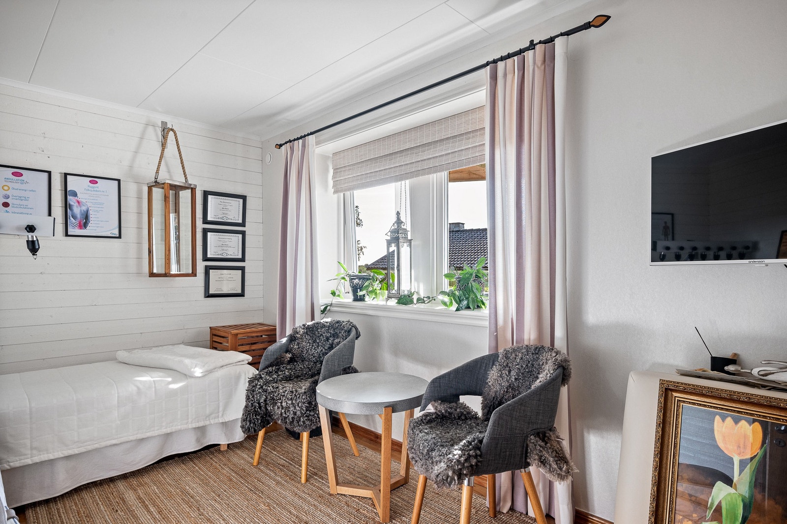 Sovrum 3 ä rymligt och kan även få plats med ett hemmakontor. Galleribilde