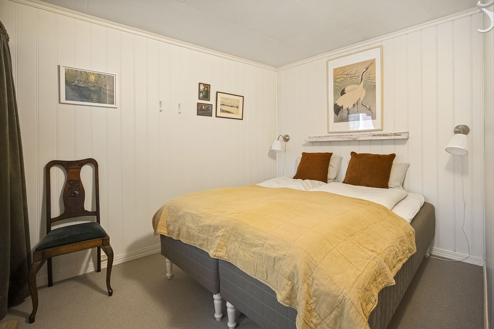 Romslig soverom med utgang til herlig terrasse Galleribilde