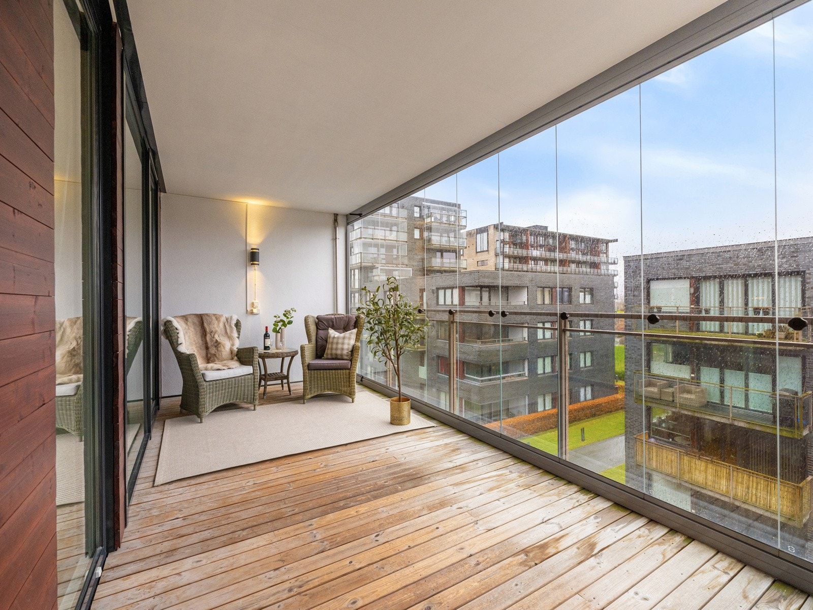 Innglasset balkong Galleribilde