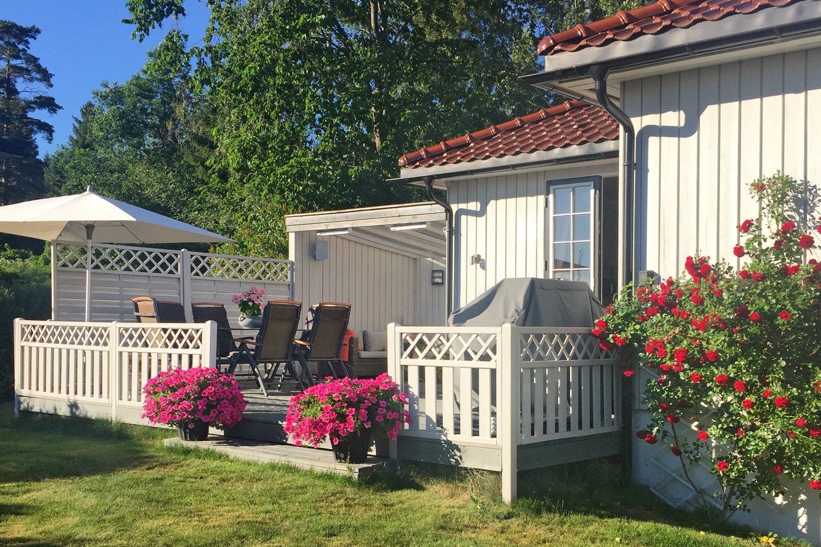 Velkommen til Ankerveien 87. Herlig solrik terrasse på hele 38 kvm. Galleribilde
