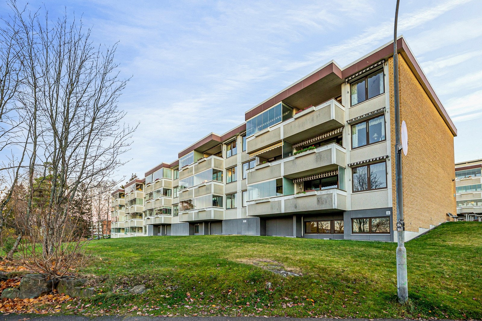 Leiligheten ligger i et sentralt og veletablert boligområde på Tveita Galleribilde