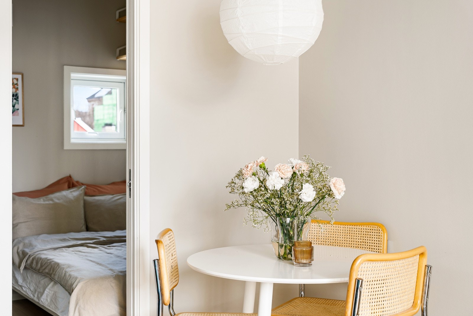 Plass til spisebord i stue. Galleribilde