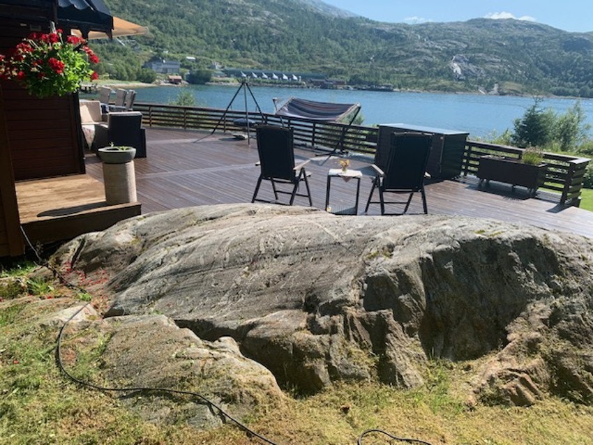 Nydelig havutsikt og gode solforhold fra terrassen Galleribilde