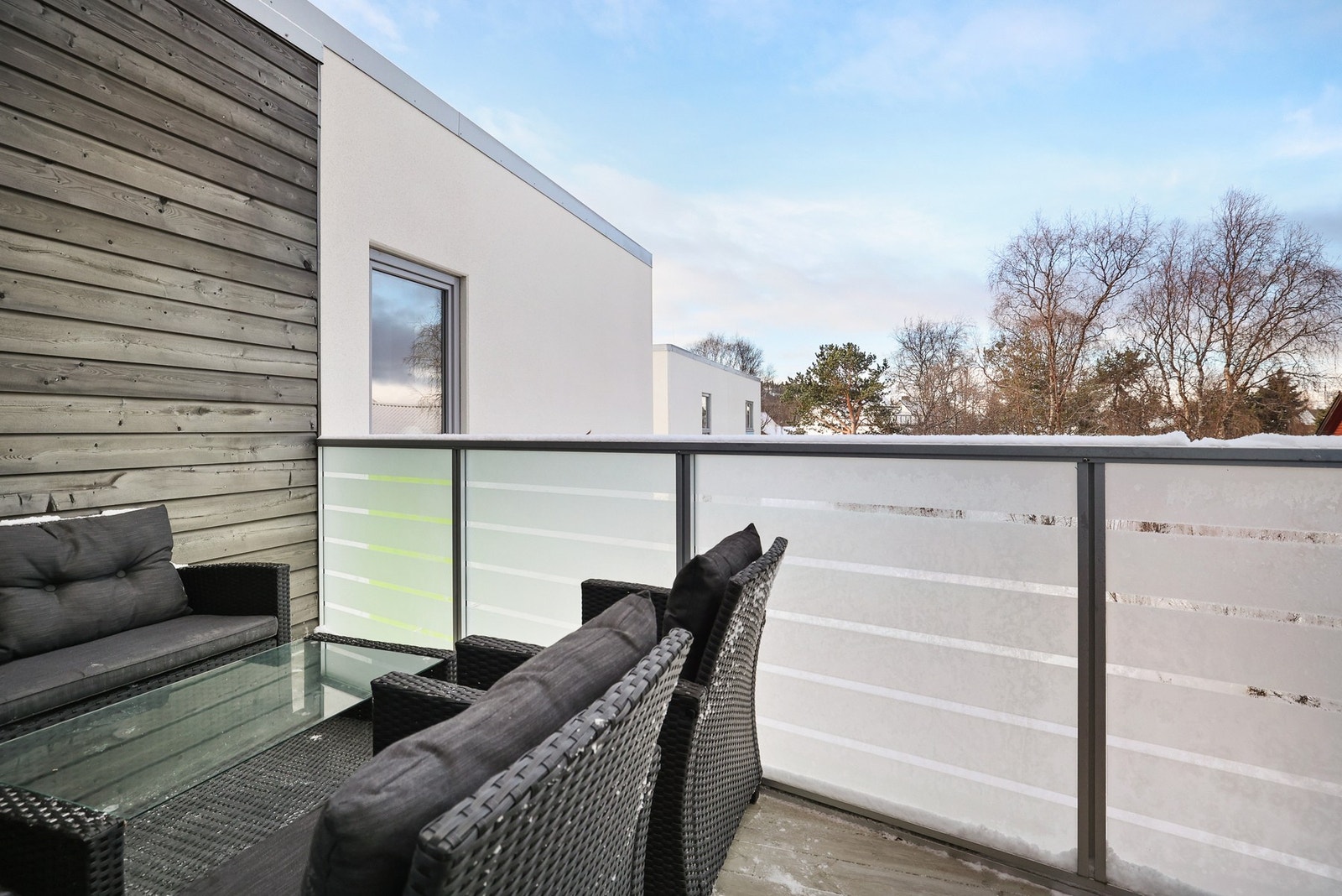 Her er det muligheter for utemøblement og grill Galleribilde