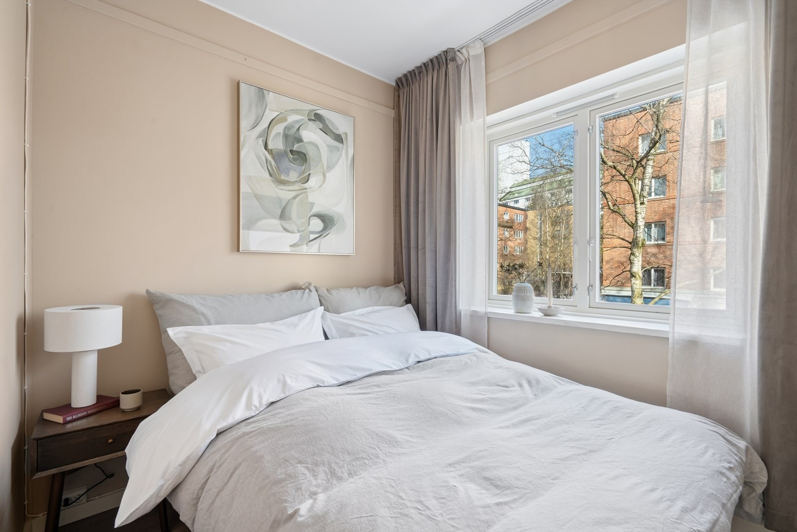 Svalt hovedsoverom Galleribilde