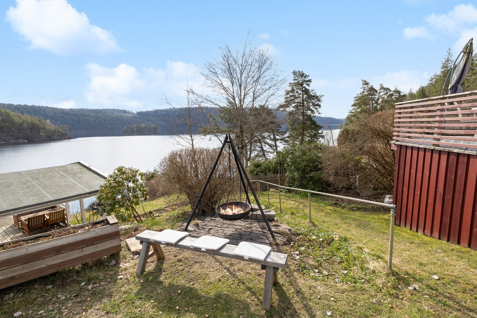 Egen plass til bålpanne. Galleribilde