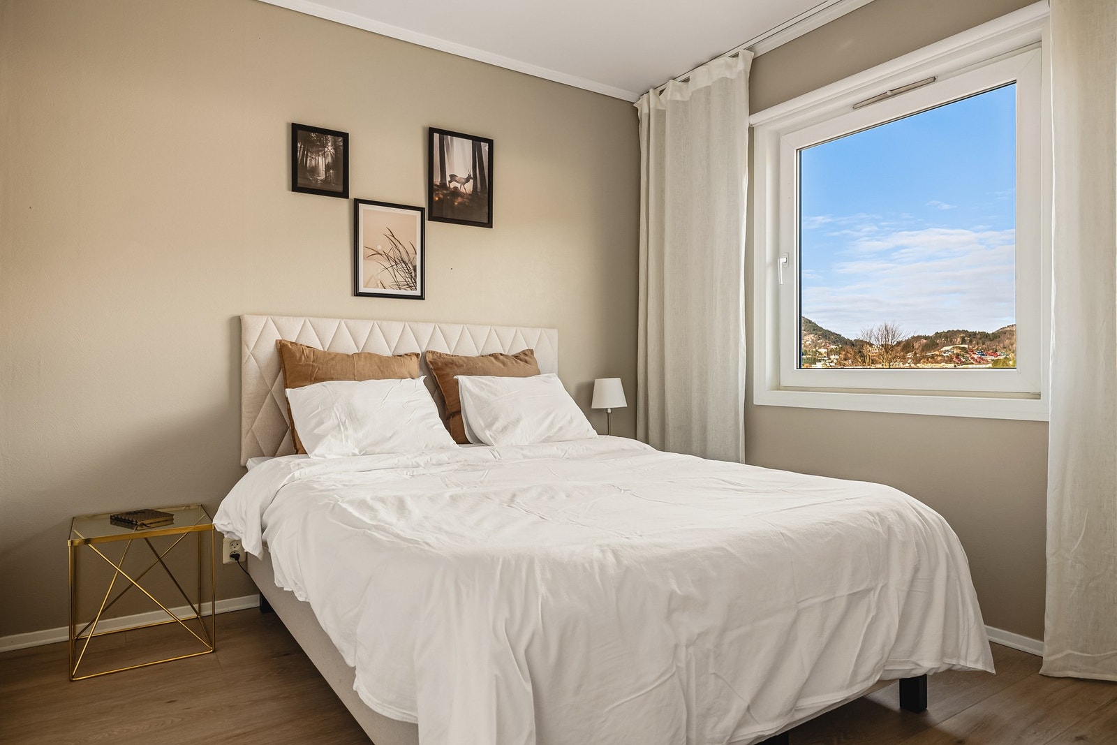 Hovedsoverommet måler 10,1 kvadratmeter Galleribilde