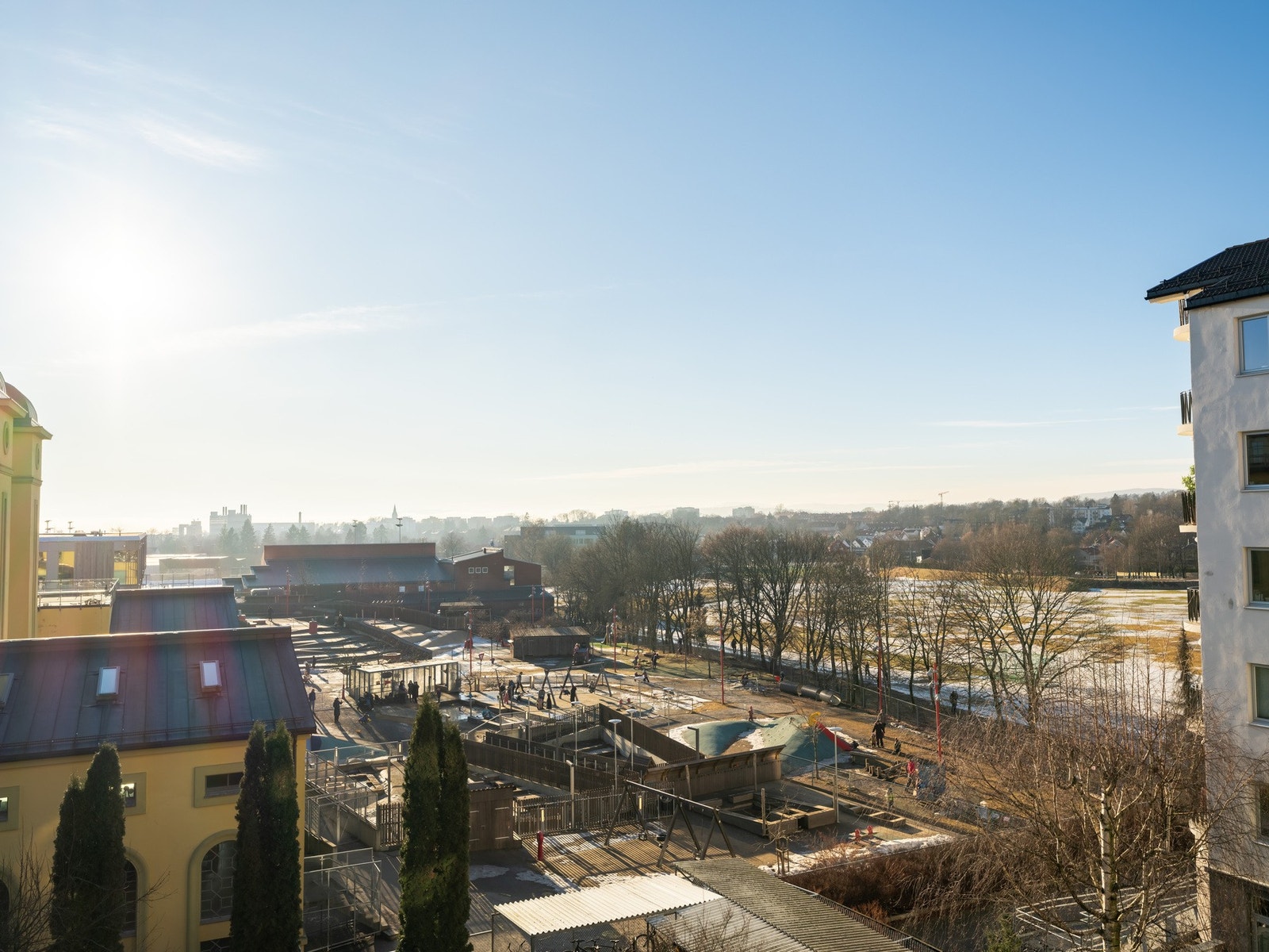 Her er det en helt fantastisk utsikt. Bare tenk hvor fint det blir her på sommeren! Galleribilde