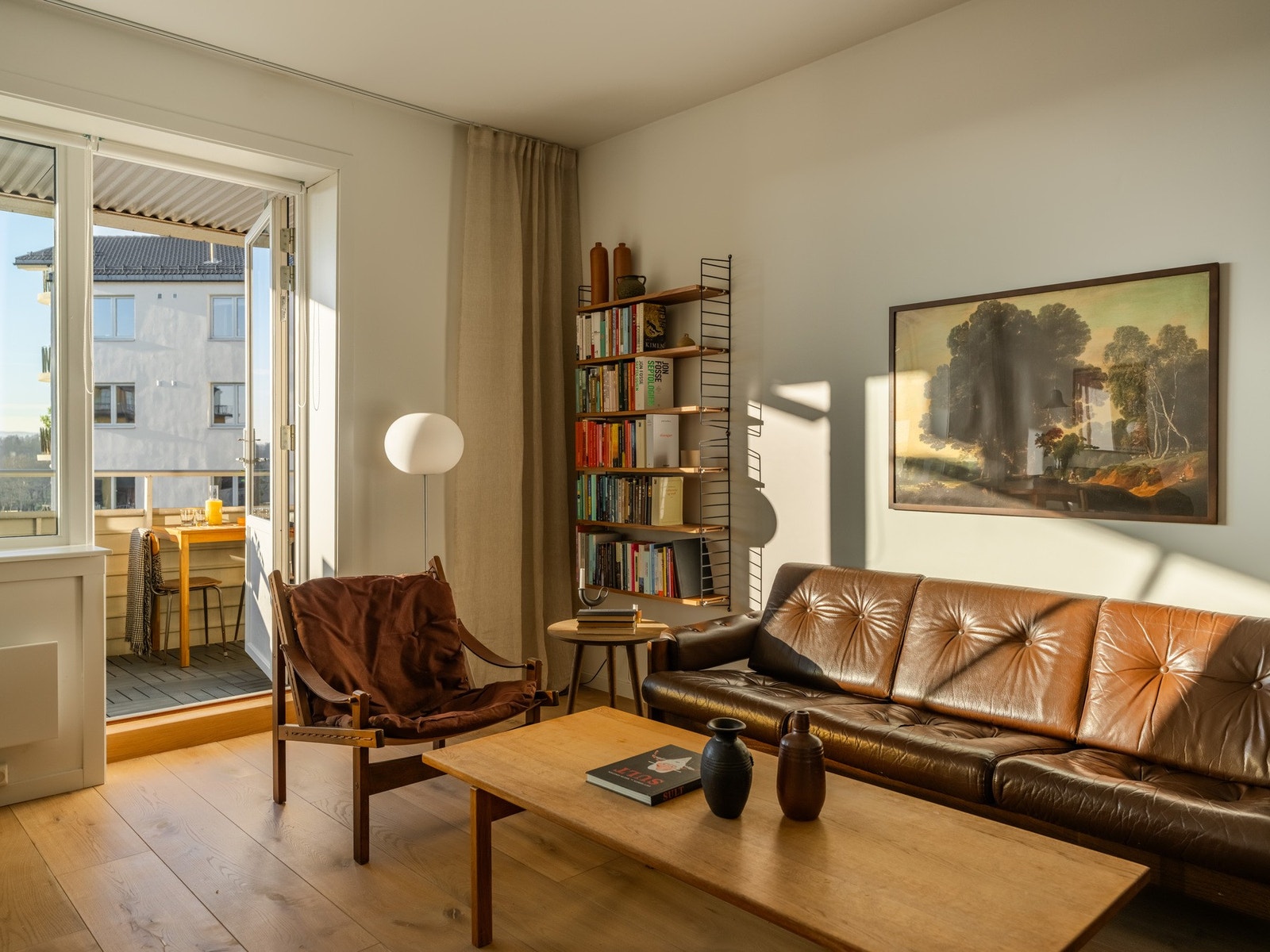 Velkommen til sollys, utsikt og moderne standard i Stavangergata 44C! Galleribilde