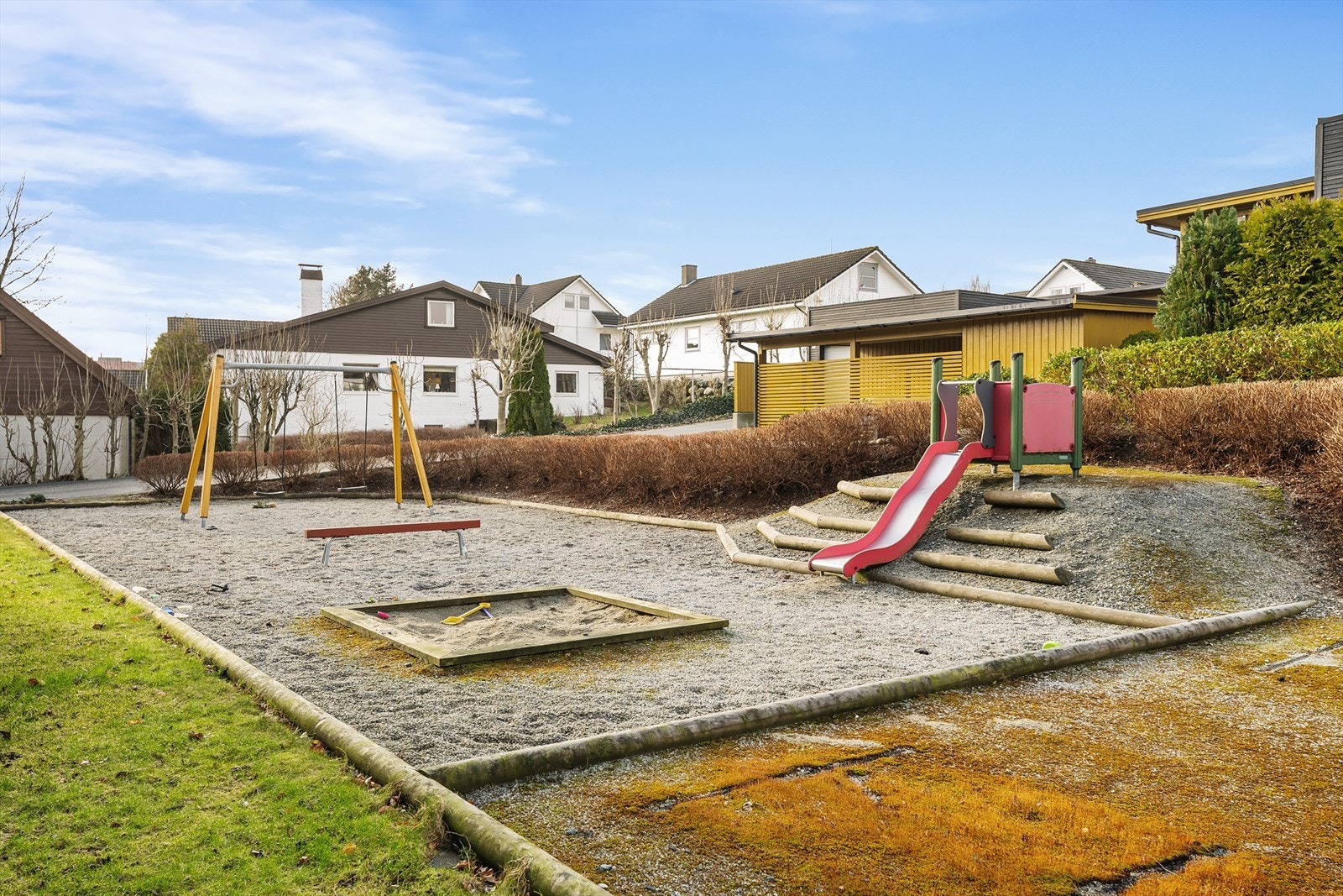 Lekeplass i nærområdet. Galleribilde