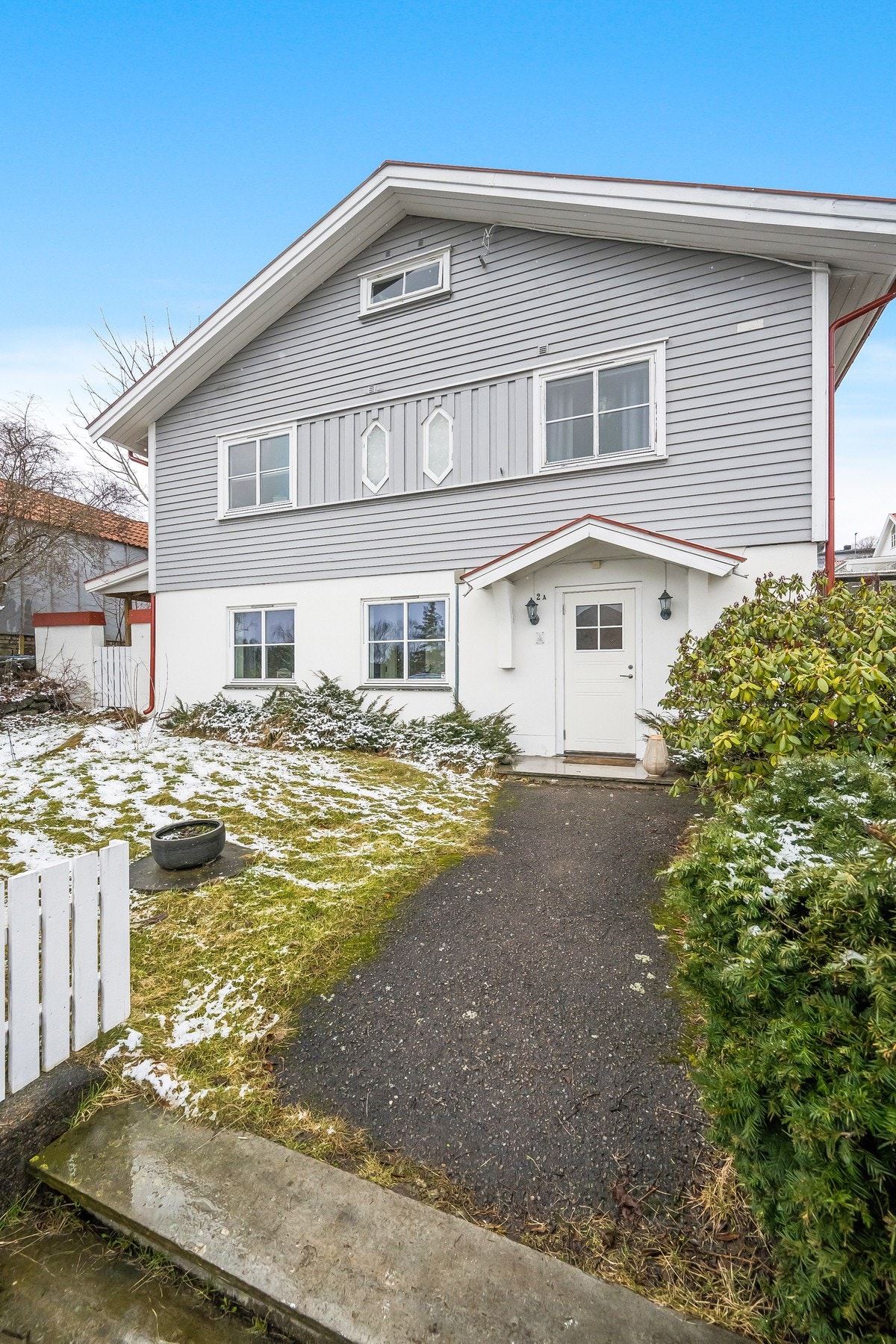 Da er vi på utsiden og avslutter med noen utebilder Galleribilde