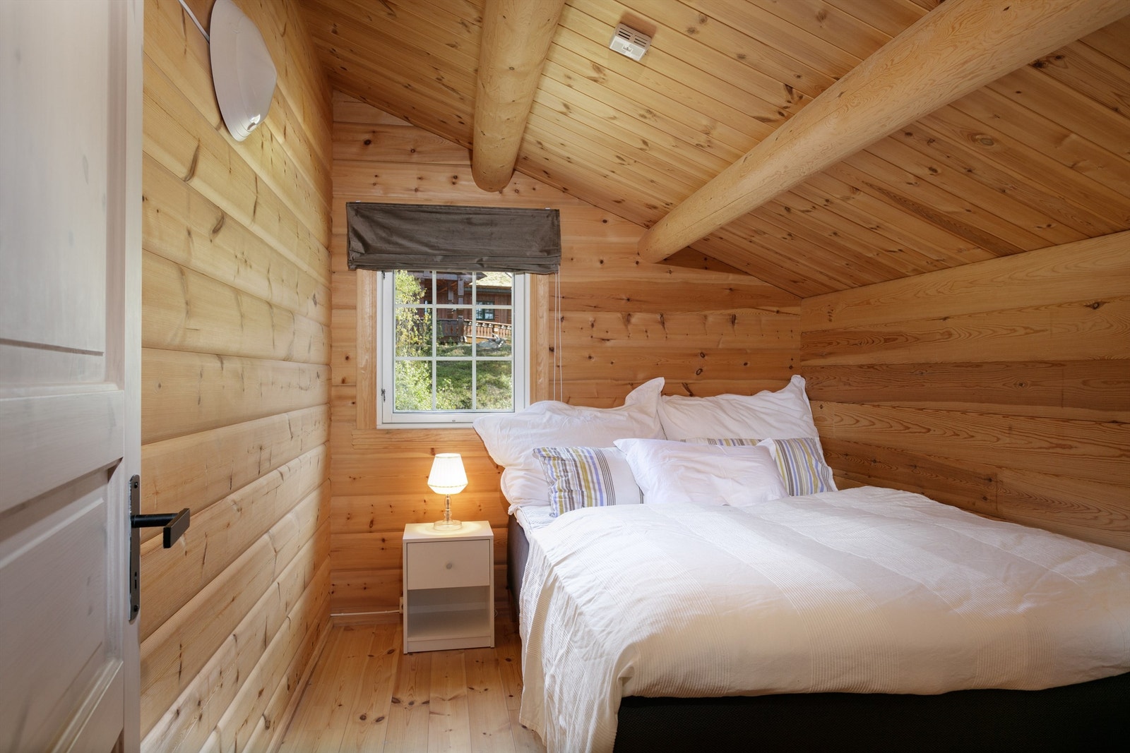 Soverom nr. 5 på loft Galleribilde
