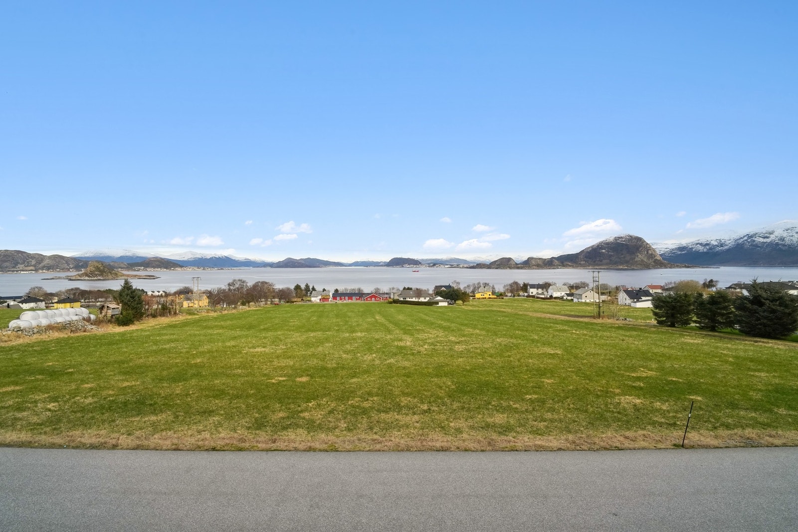 Denne fantastiske utsikten søker ny eier! Galleribilde