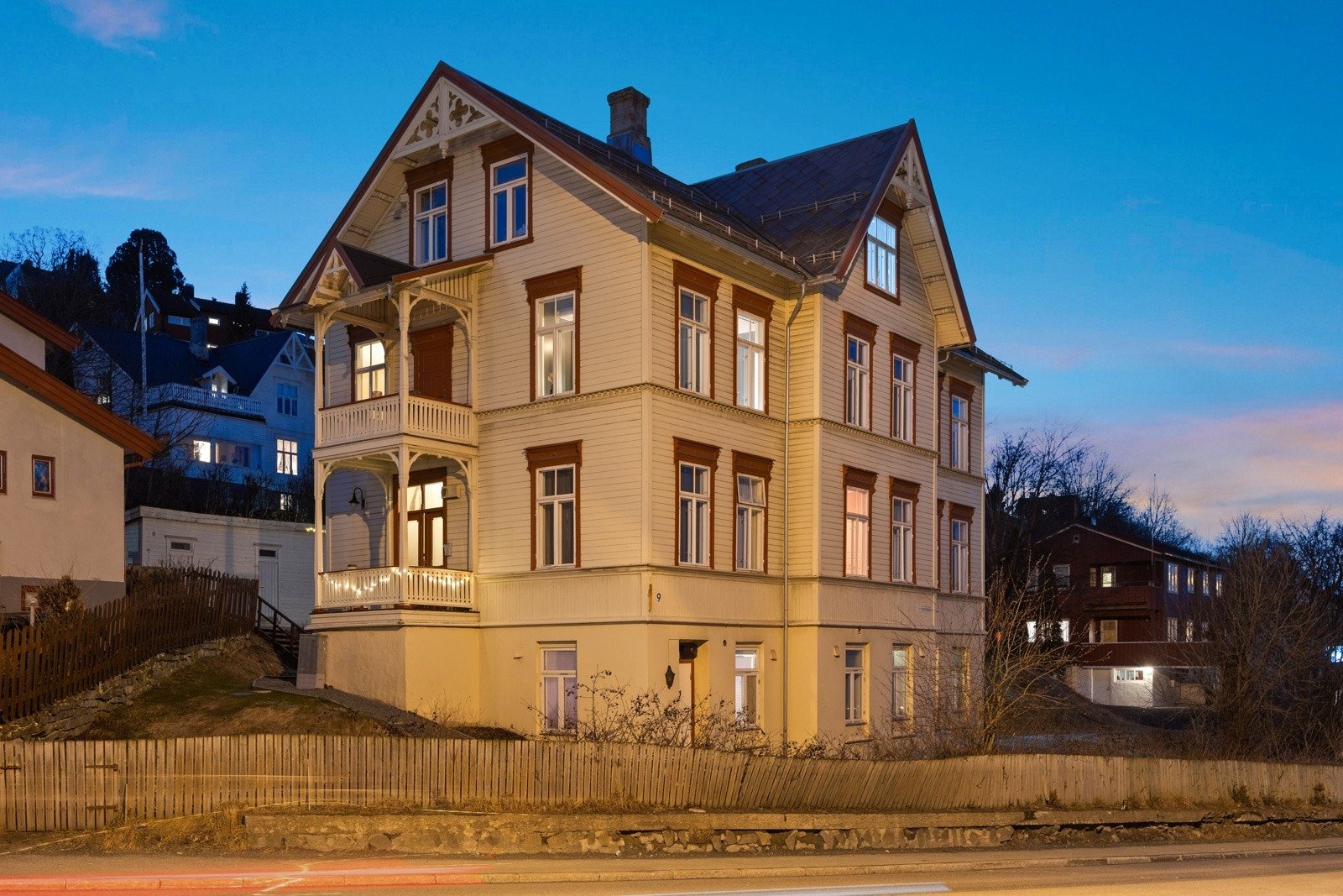 Med kort vei til ulike kollektivtilbud, er beliggenheten ideell for enkel transport rundt i byen. Galleribilde