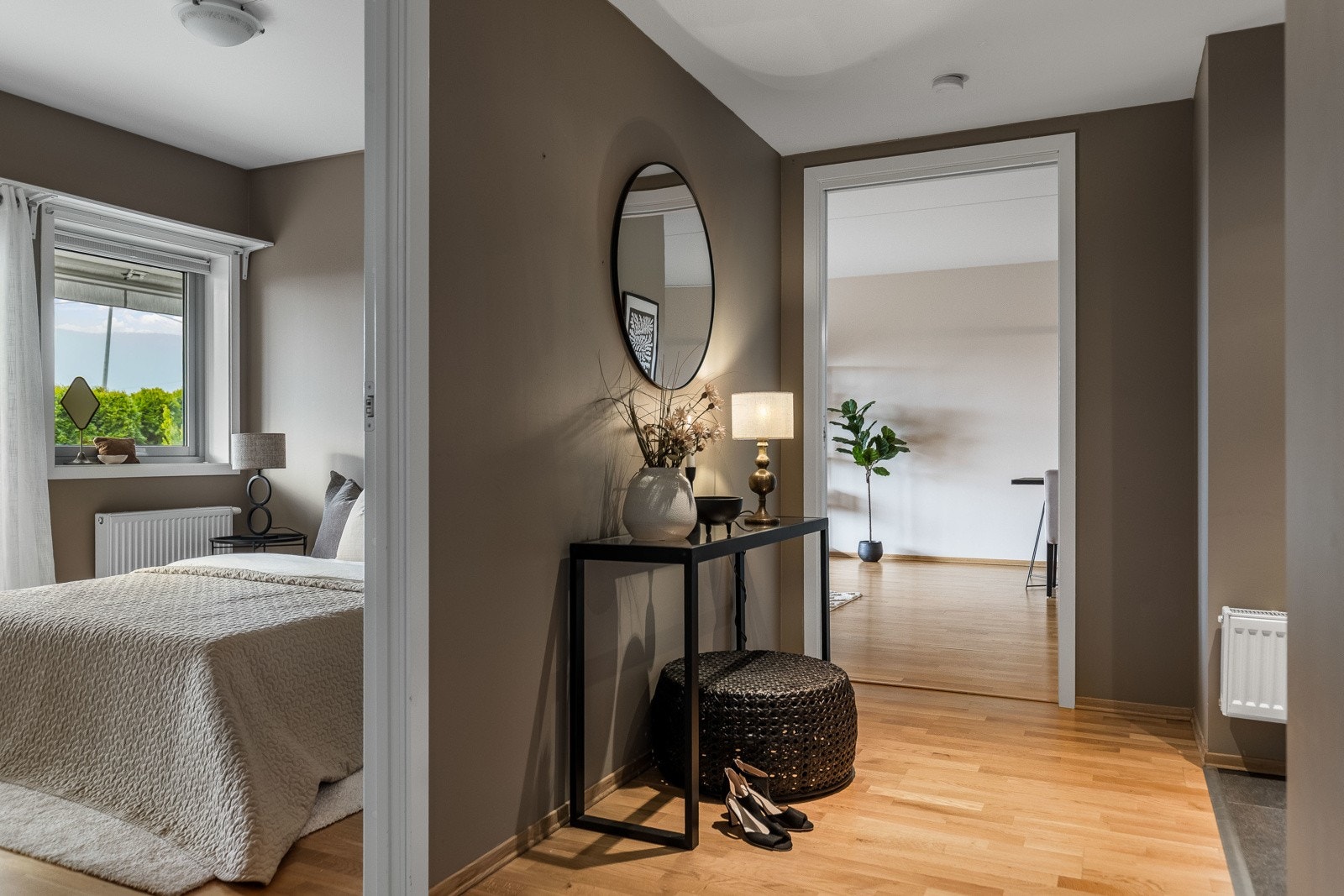 Soverommene har adkomst fra gangen. Galleribilde