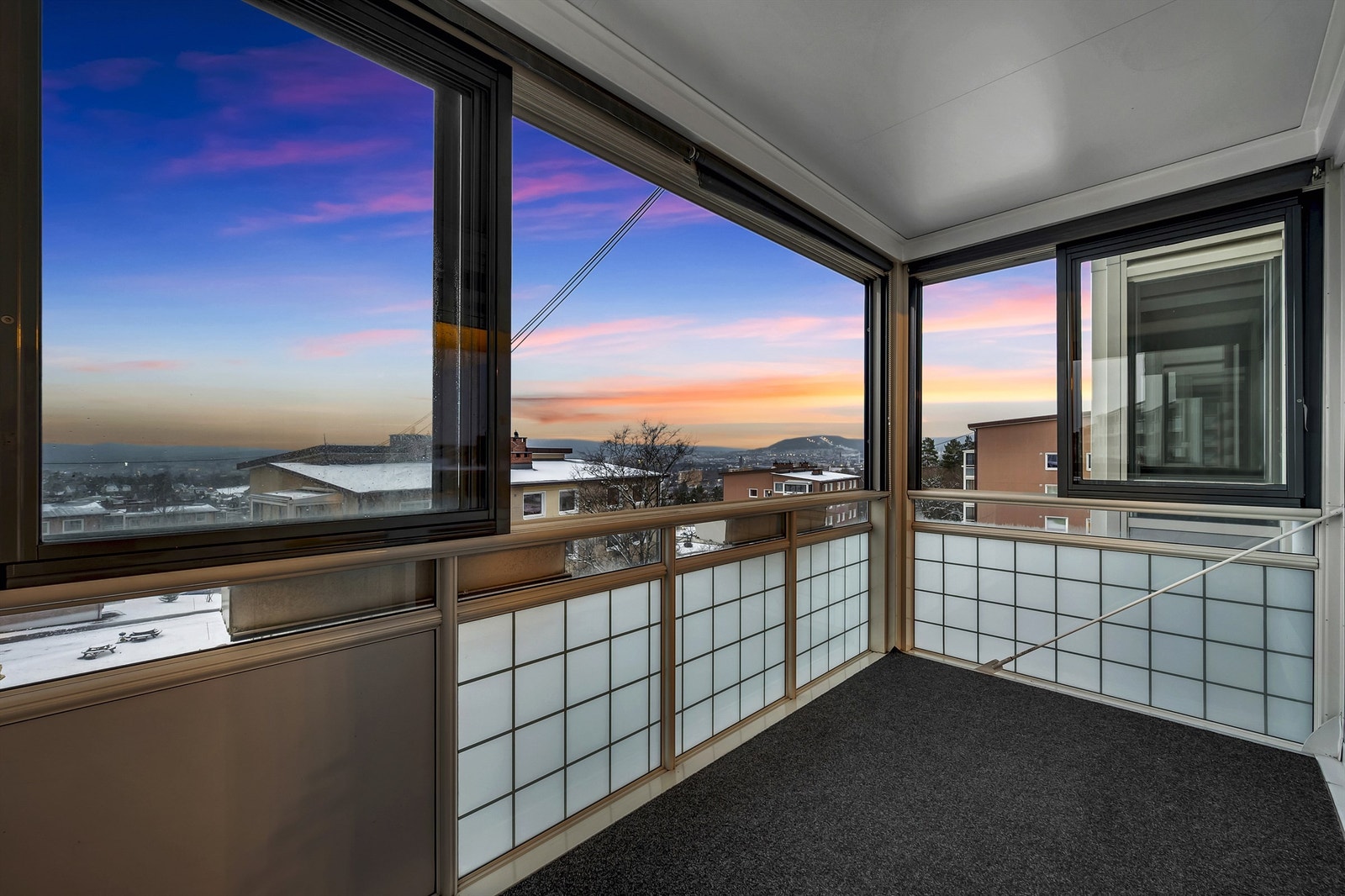 Velkommen til utsikten i Mekanikerveien 14! Galleribilde