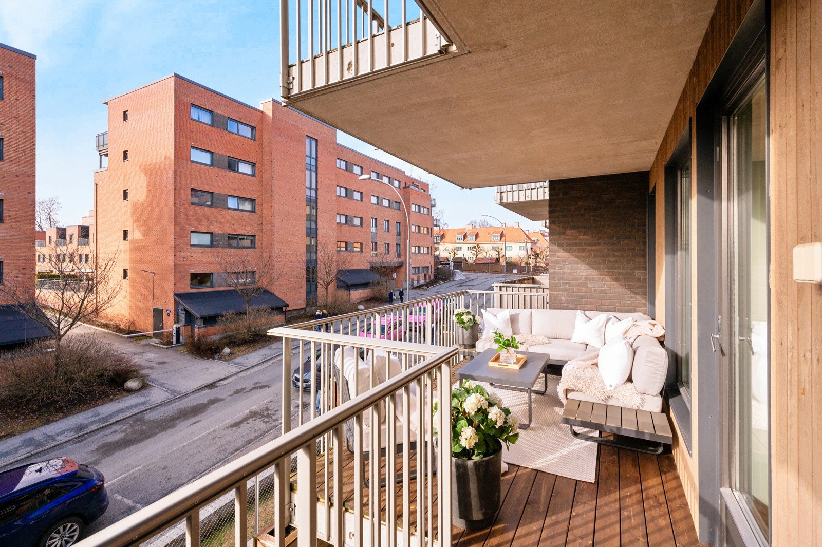 Hvis du setter pris på solen, og liker å sole deg på balkongen er dette en leilighet for deg! Galleribilde