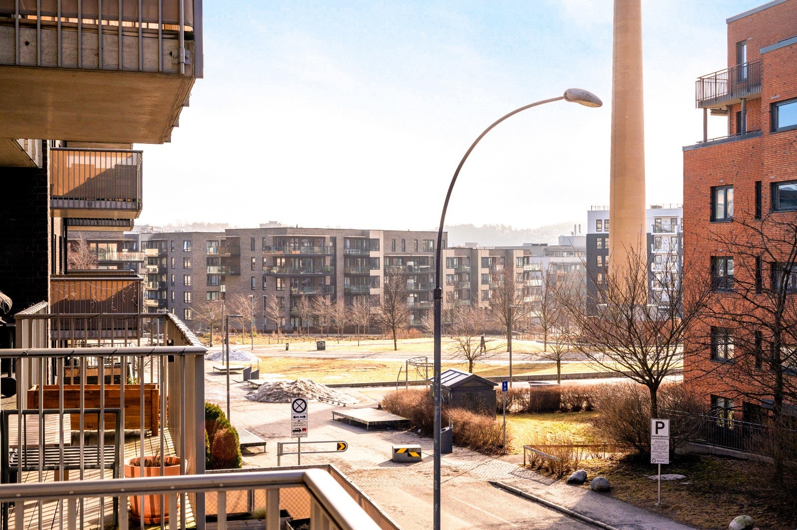 Nydelig utsikt mot Tiedemannsparken som også er kåret til en av Oslos peneste uterom Galleribilde