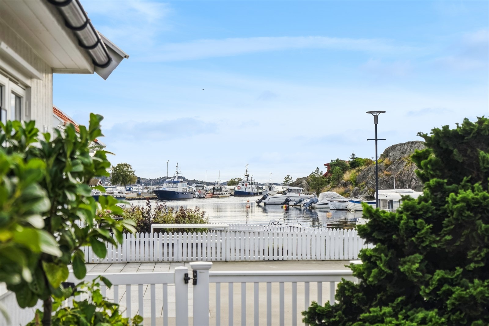 Sørmegleren/ Jon A Røsstad presenterer Hølleverven 9 - Særdeles idyllisk og attraktiv beliggenhet Galleribilde