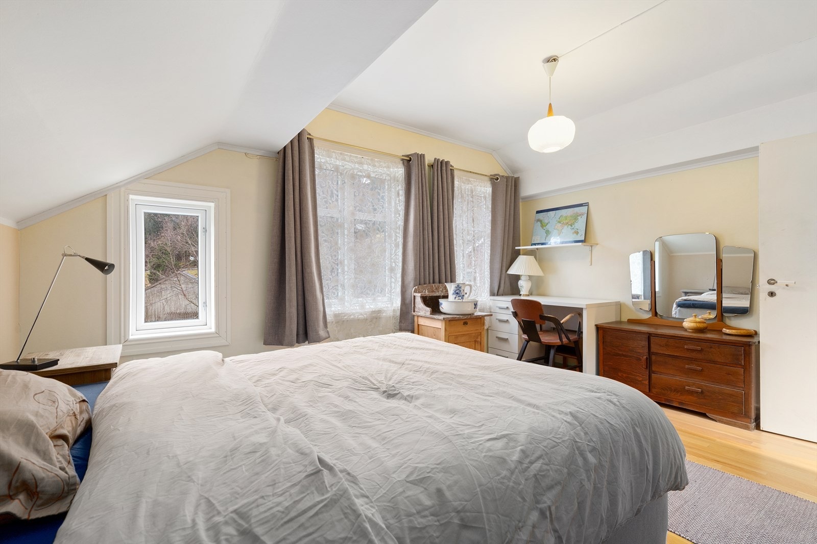 Romslig hovedsoverom Galleribilde