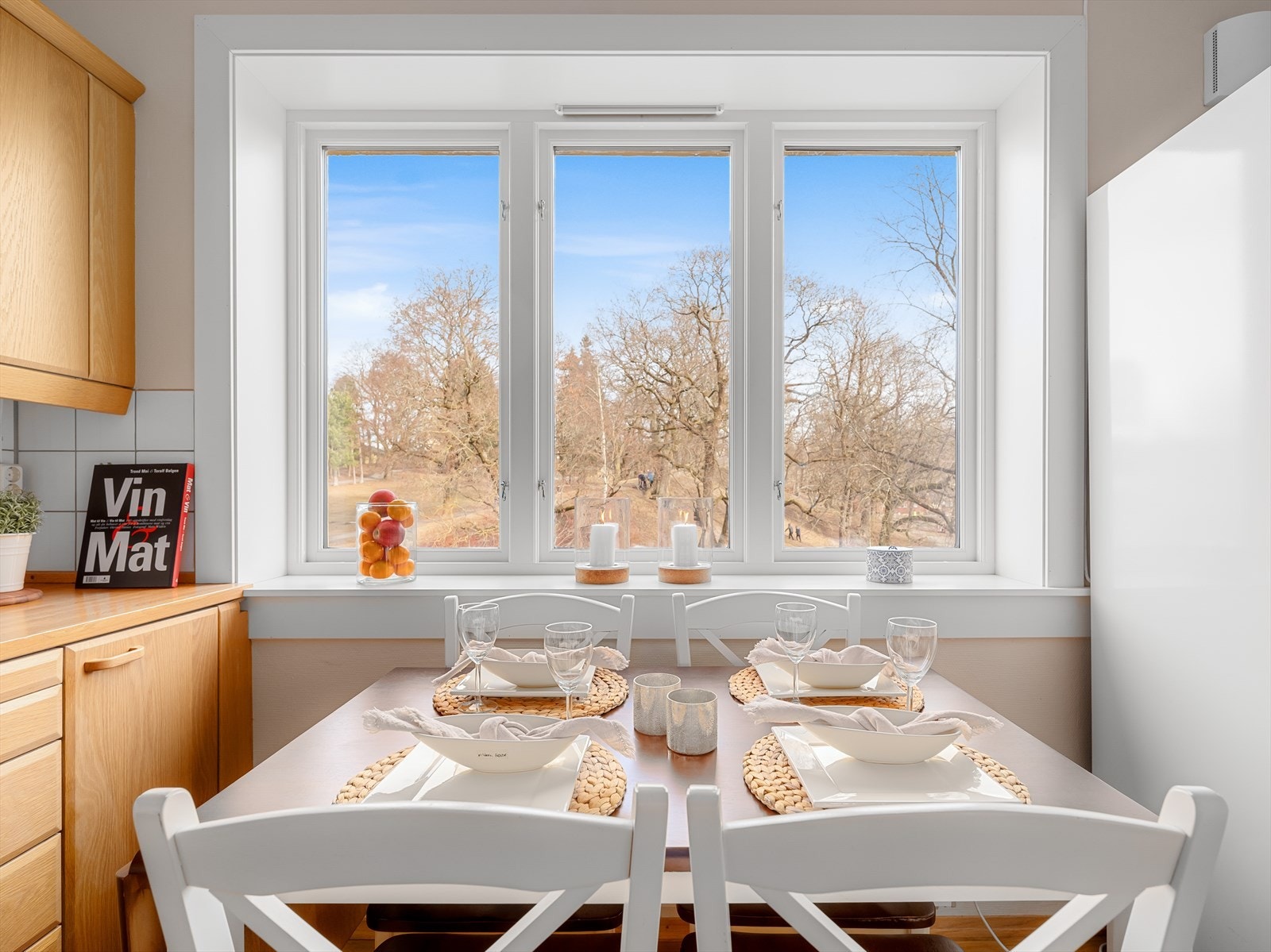 Spiseplass perfekt for sosiale sammenkomster. Galleribilde