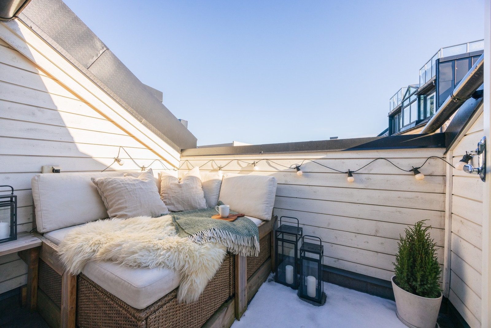 Her kan morgenkaffen nytes i solen. Galleribilde