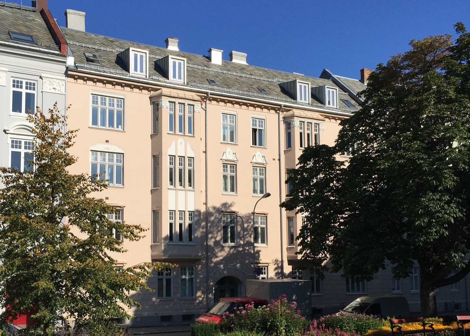 Hans Hagerups gate 8 Galleribilde