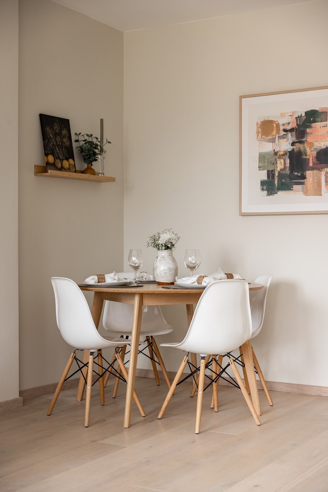 Leiligheten har ingen fellesgjeld og har lave felleskostnader Galleribilde