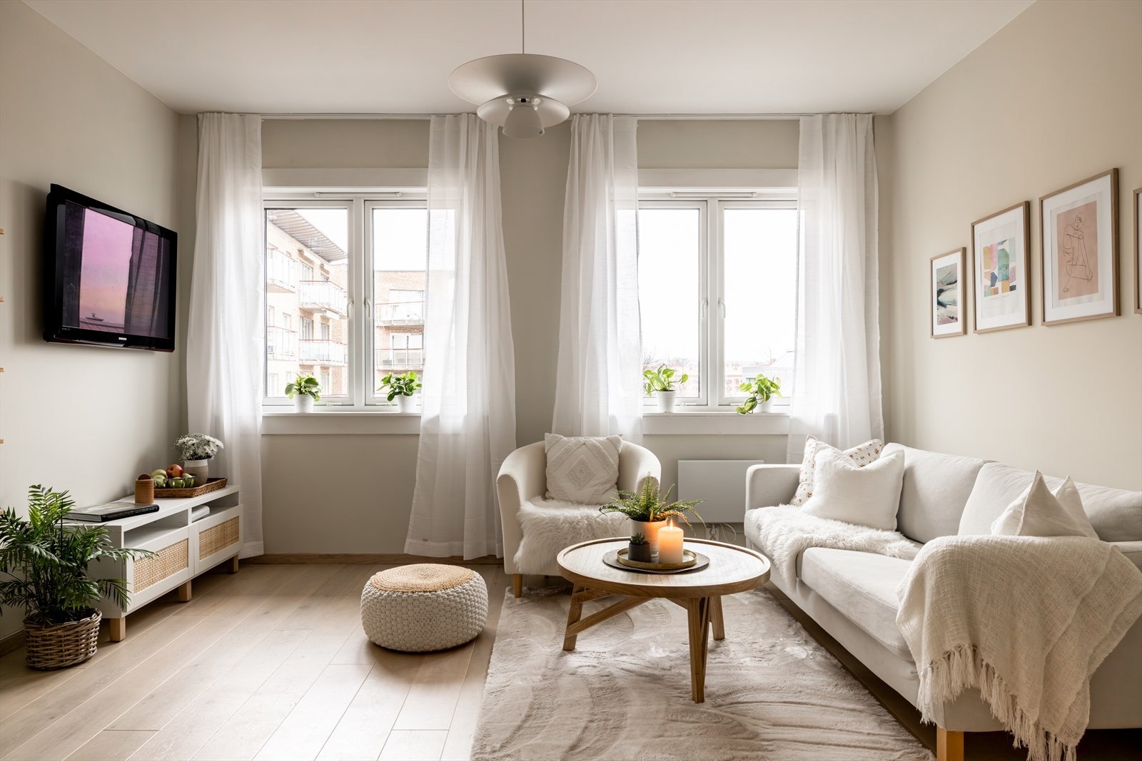 Delikate og tidsriktige fargevalg går igjen i alle rom Galleribilde