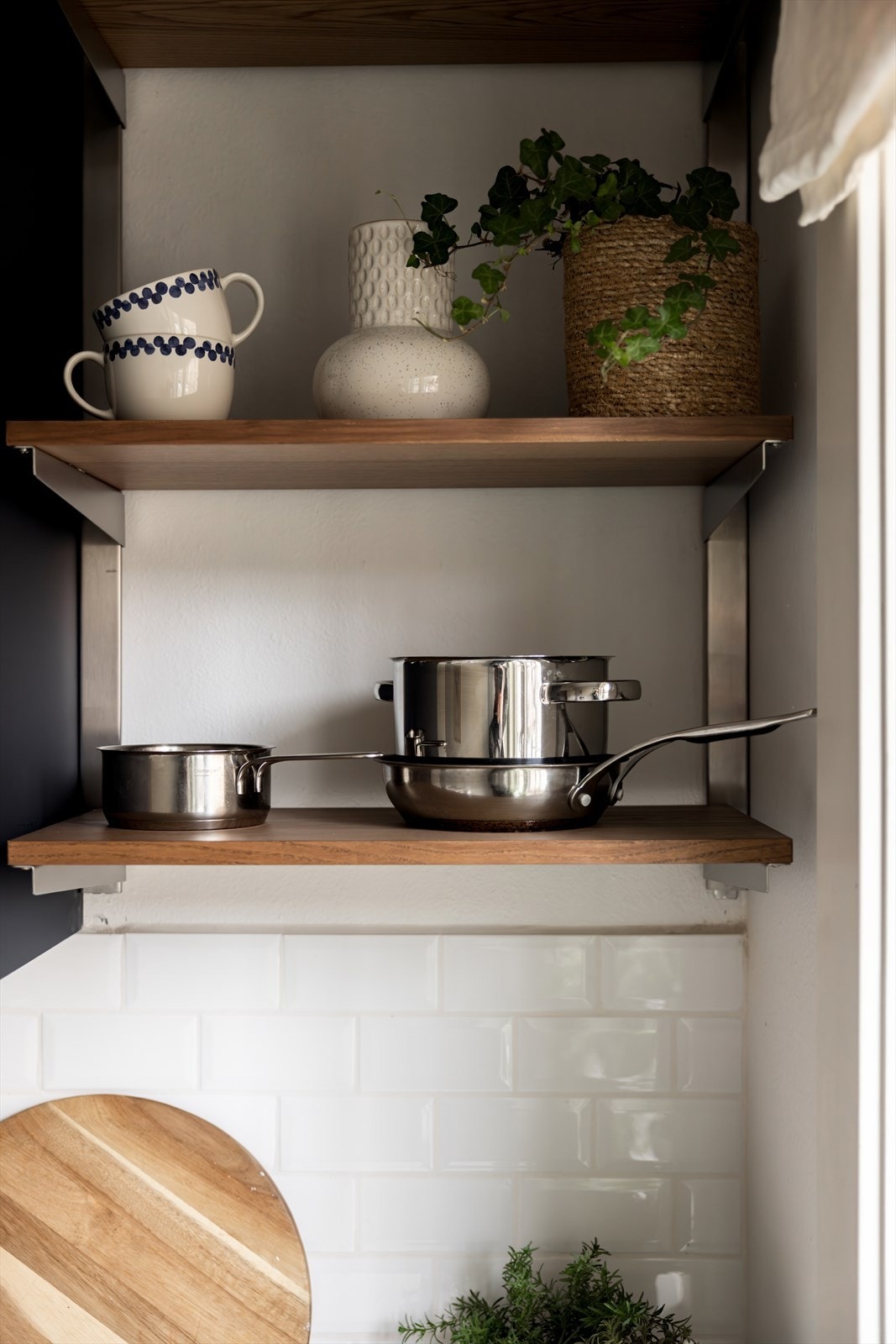 Kjøkkenet fikk ny benkeplate, kum og ventilator 2023 Galleribilde