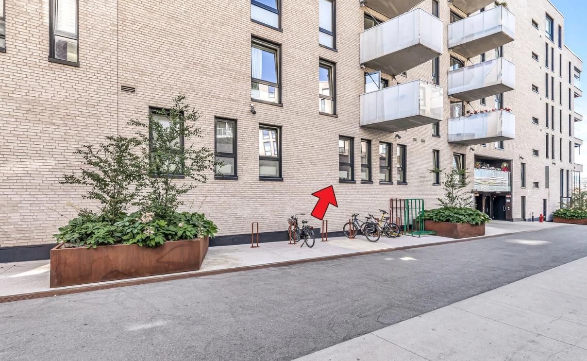 Leiligheten ligger i 2.etg på soveromssiden Galleribilde