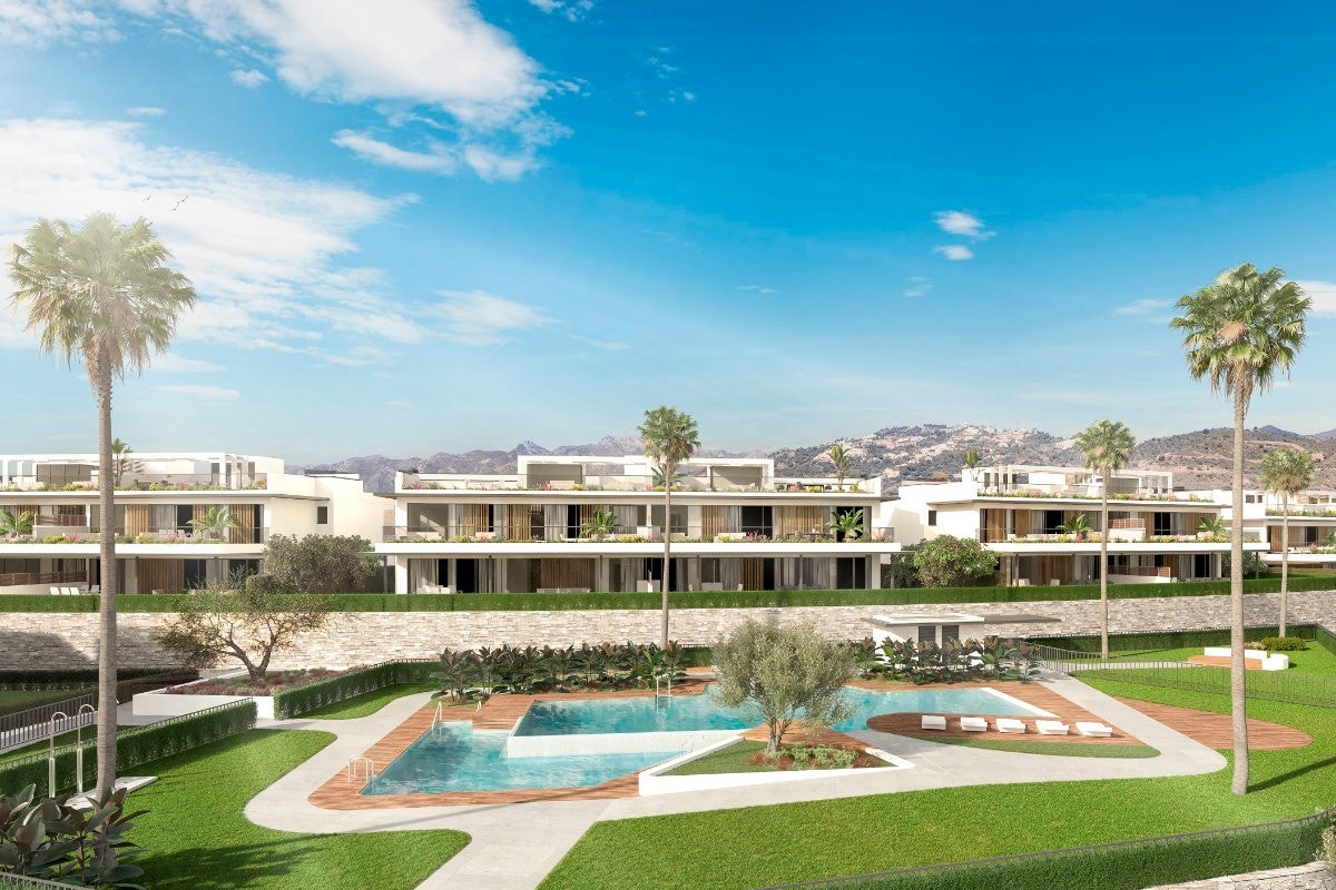 Flotte fellesarealer med basseng, hage og havutsikt i Santa Clara Homes, Marbella Galleribilde