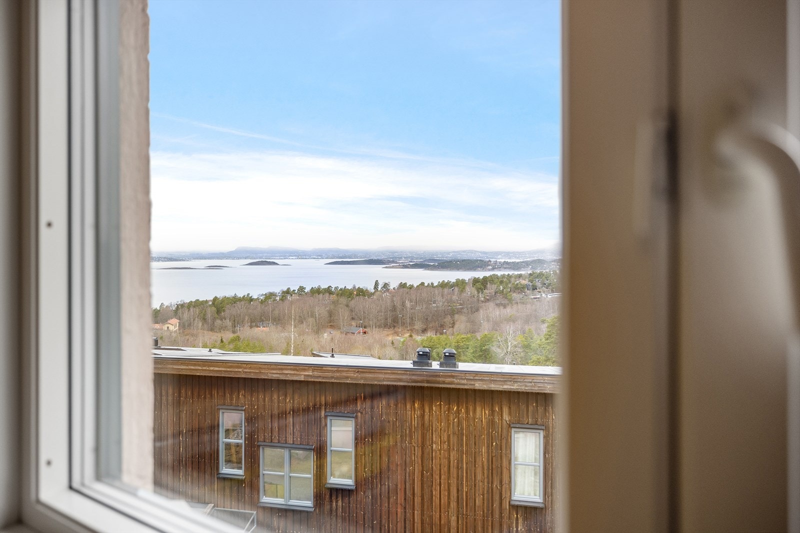 Flott, langstrakt utsikt mot Oslofjorden Galleribilde