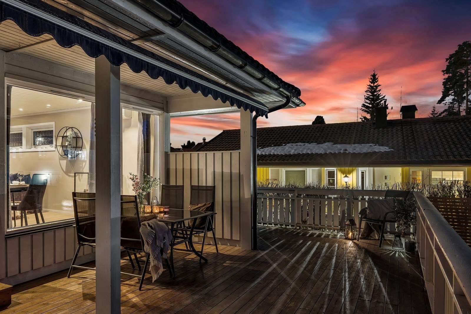 Veranda - Kveldstid. Galleribilde