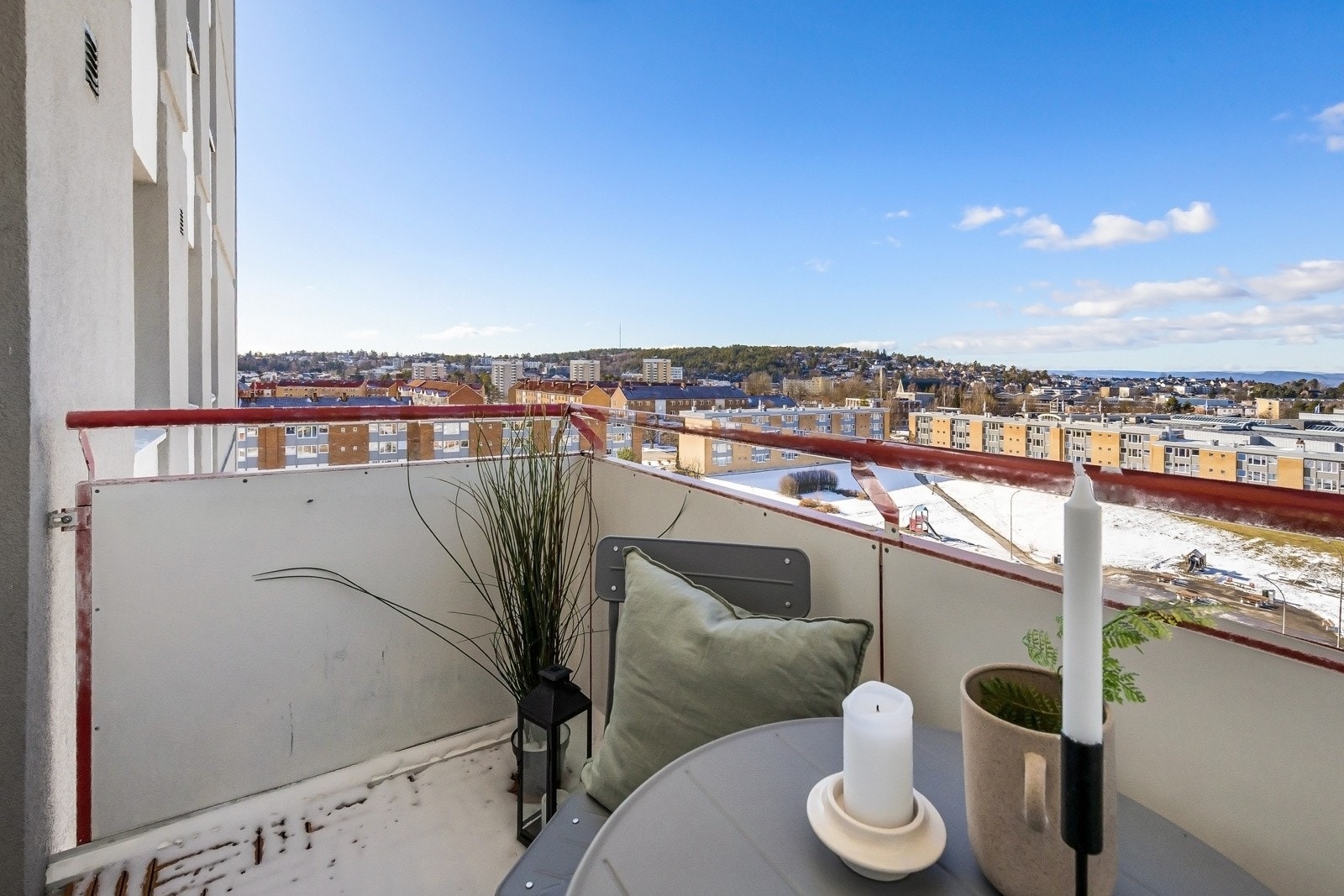 Her bor dere høyt og fritt i 7. etasje med fantastisk utsikt. Galleribilde