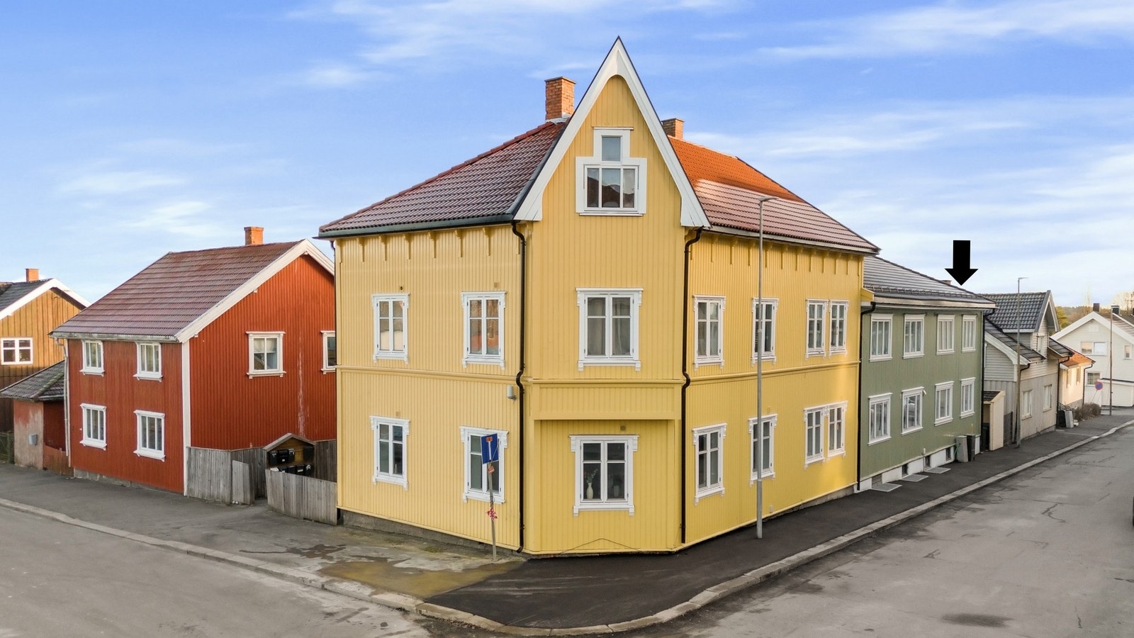 Det er gateparkering utenfor leiligheten. Se Sarpsborg kommune for ytterligere informasjon. Galleribilde