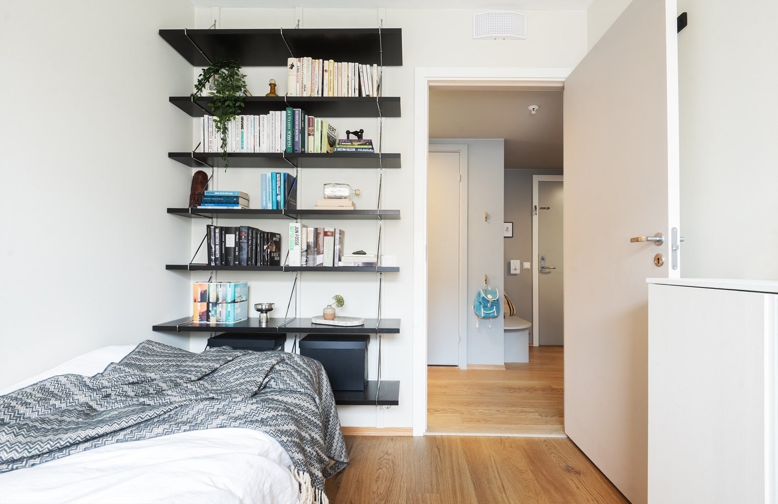 Soverom nr. 2 Galleribilde