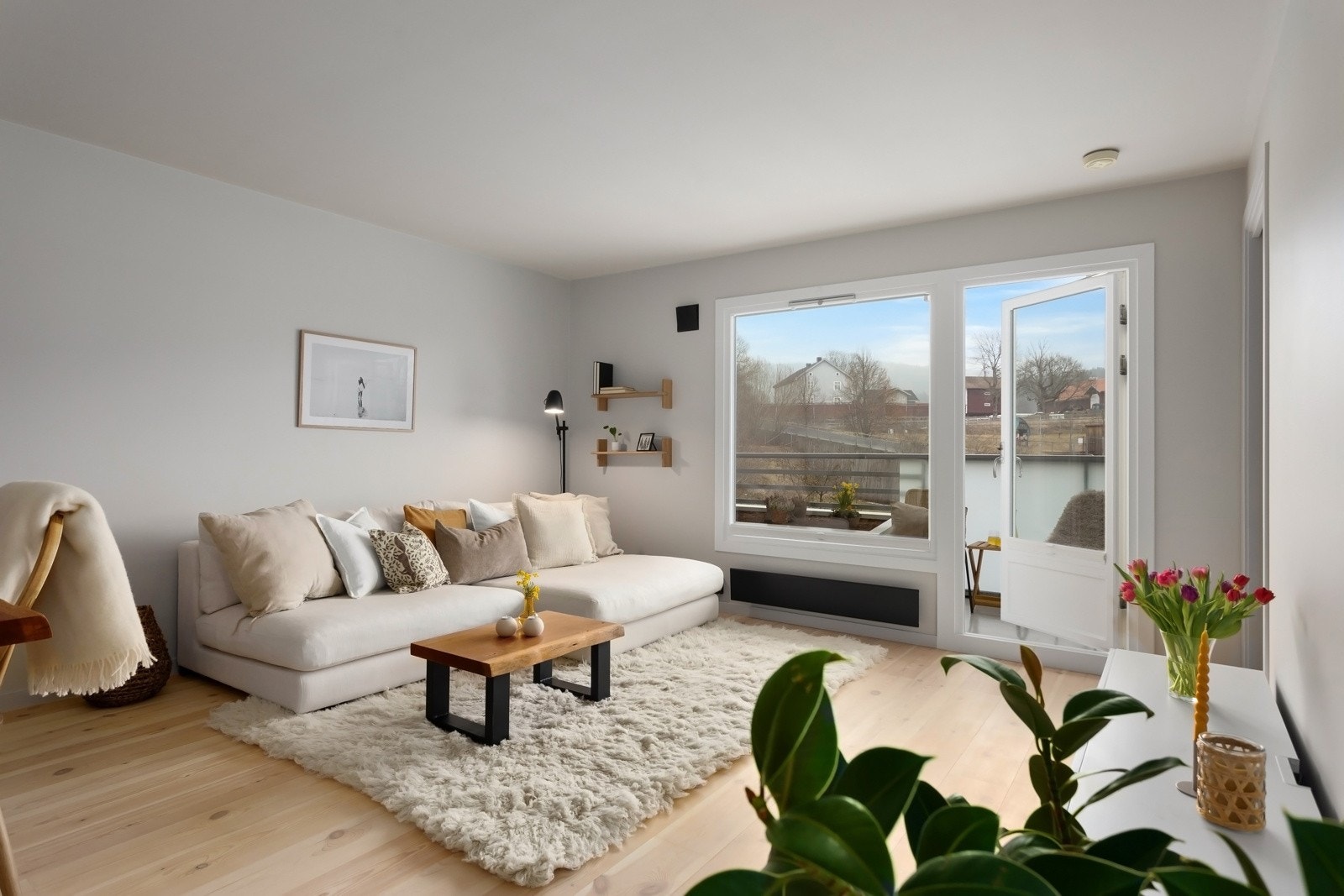 - Velkommen til Johan Scharffenbergs vei 99, en innbydende 2-roms leilighet med heis og balkong på hele 10 m² - Galleribilde