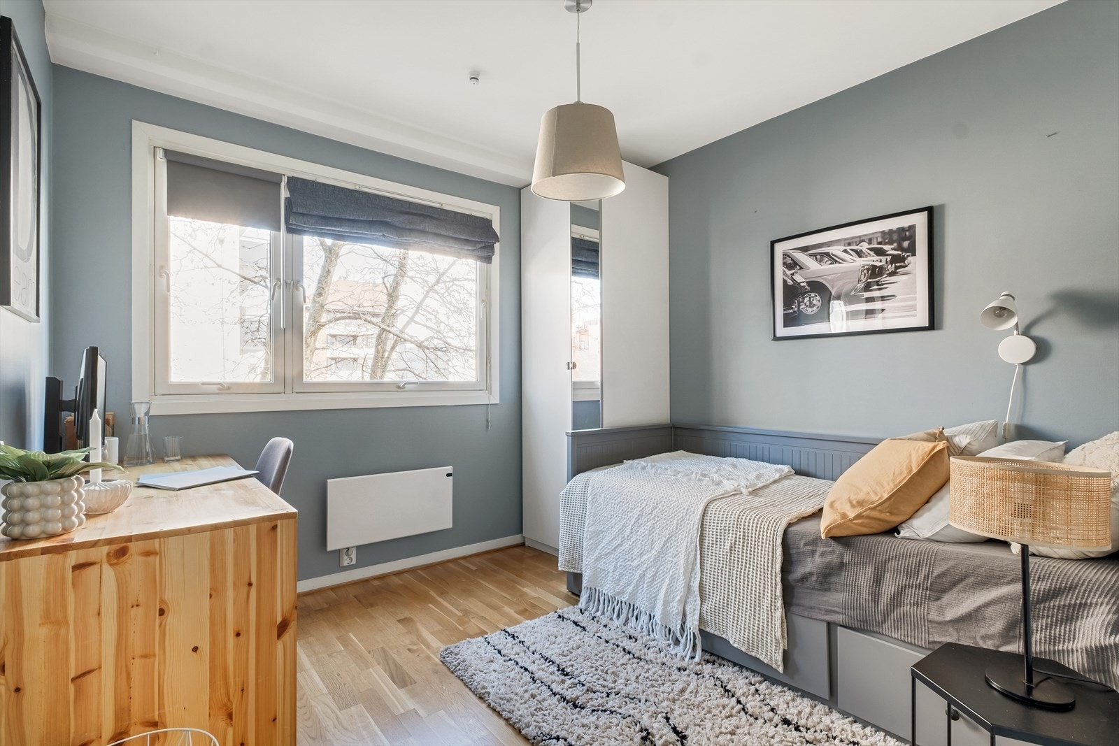 Soverom nr. 3 kan innredes med seng, garderobeskap og skrivebord Galleribilde