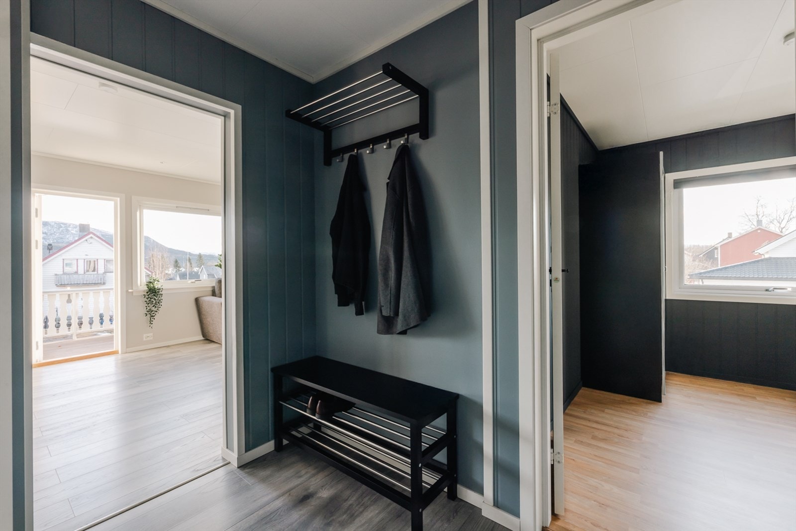 Hoevdsoverom til høyre Galleribilde
